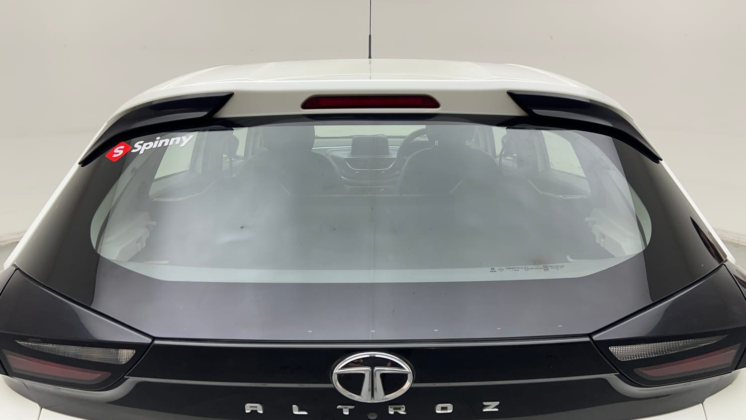Used 2020 Tata Altroz XT Petrol Petrol Manual exterior BACK WINDSHIELD VIEW