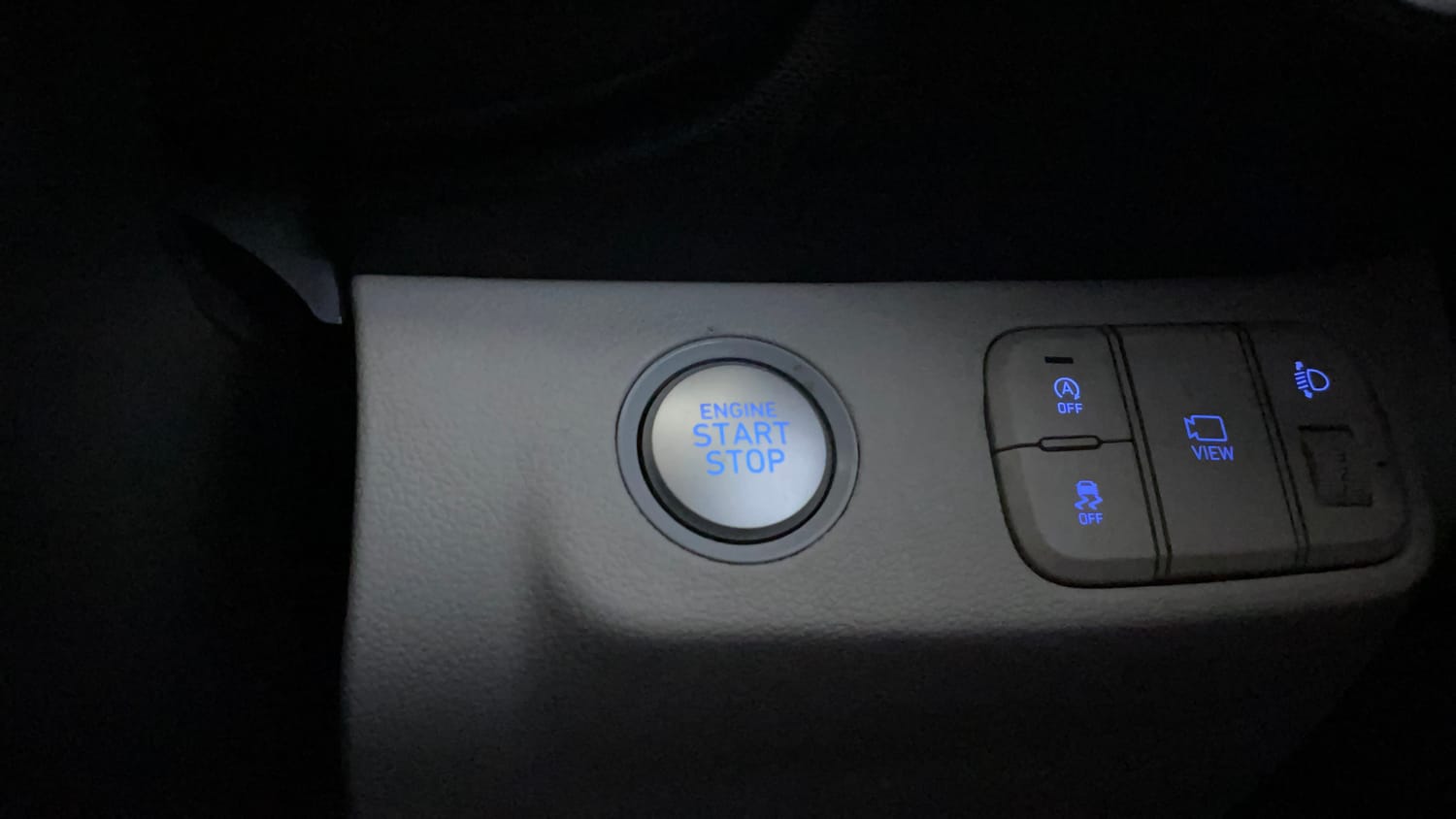 Used 2024 Hyundai Venue SX 1.2 Petrol Petrol Manual top_features Keyless start
