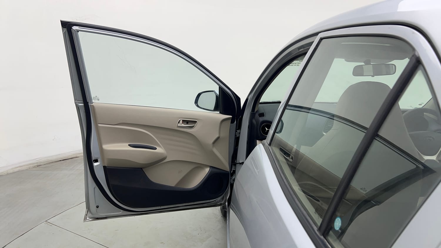 Used 2019 Hyundai Santro Asta Petrol Manual interior LEFT FRONT DOOR OPEN VIEW