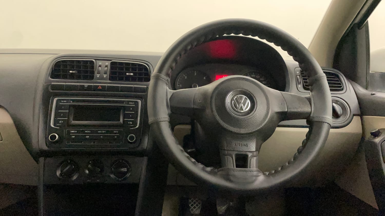 Used 2014 Volkswagen Polo Comfortline 1.2L (D) Diesel Manual interior STEERING VIEW