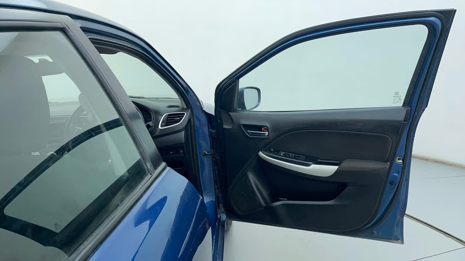 Used 2018 Maruti Suzuki Baleno Delta 1.2 Petrol Manual interior RIGHT FRONT DOOR OPEN VIEW