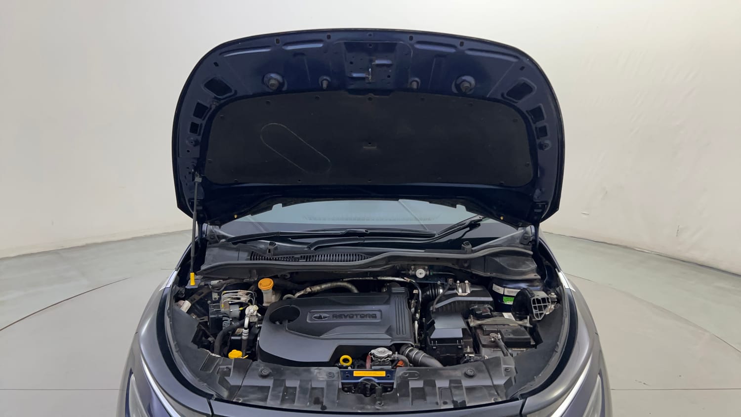 Used 2023 Tata Altroz XZ Diesel Diesel Manual engine ENGINE & BONNET OPEN FRONT VIEW