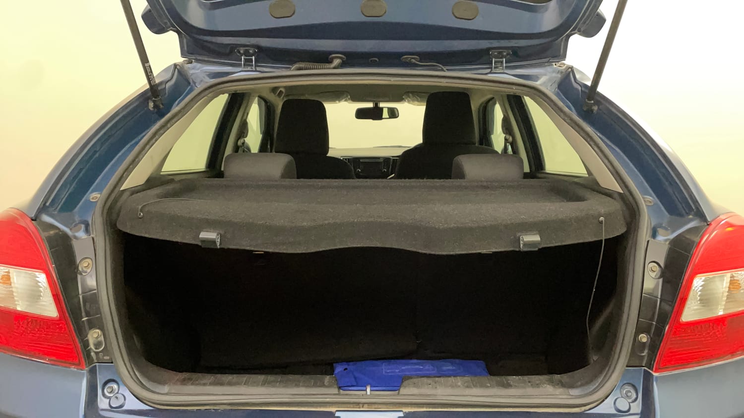 Used 2018 Maruti Suzuki Baleno Zeta 1.2 AT Petrol Automatic interior DICKY INSIDE VIEW