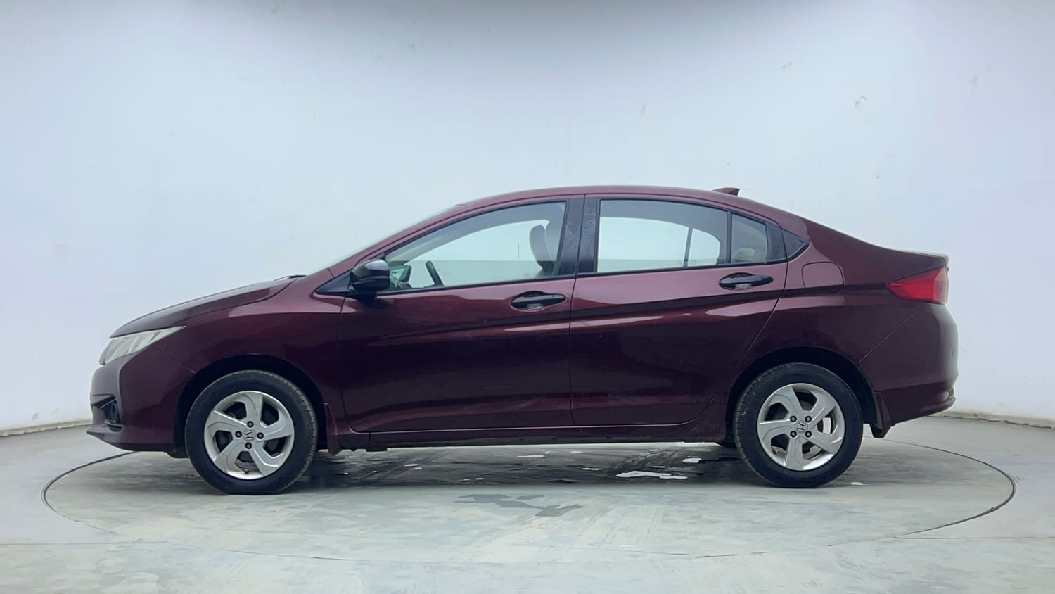 Used 2015 Honda City V Petrol Manual exterior LEFT SIDE VIEW