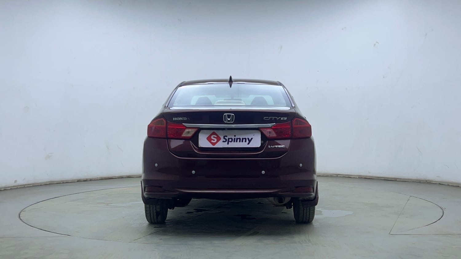 Used 2015 Honda City V Petrol Manual exterior BACK VIEW