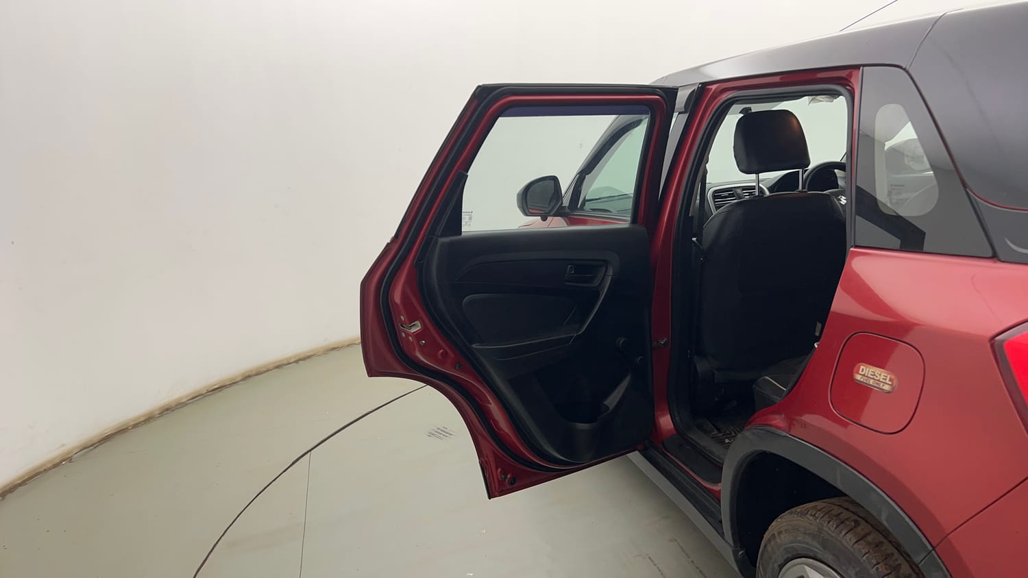 Used 2019 Maruti Suzuki Vitara Brezza [2016-2020] LDi Diesel Manual interior LEFT REAR DOOR OPEN VIEW