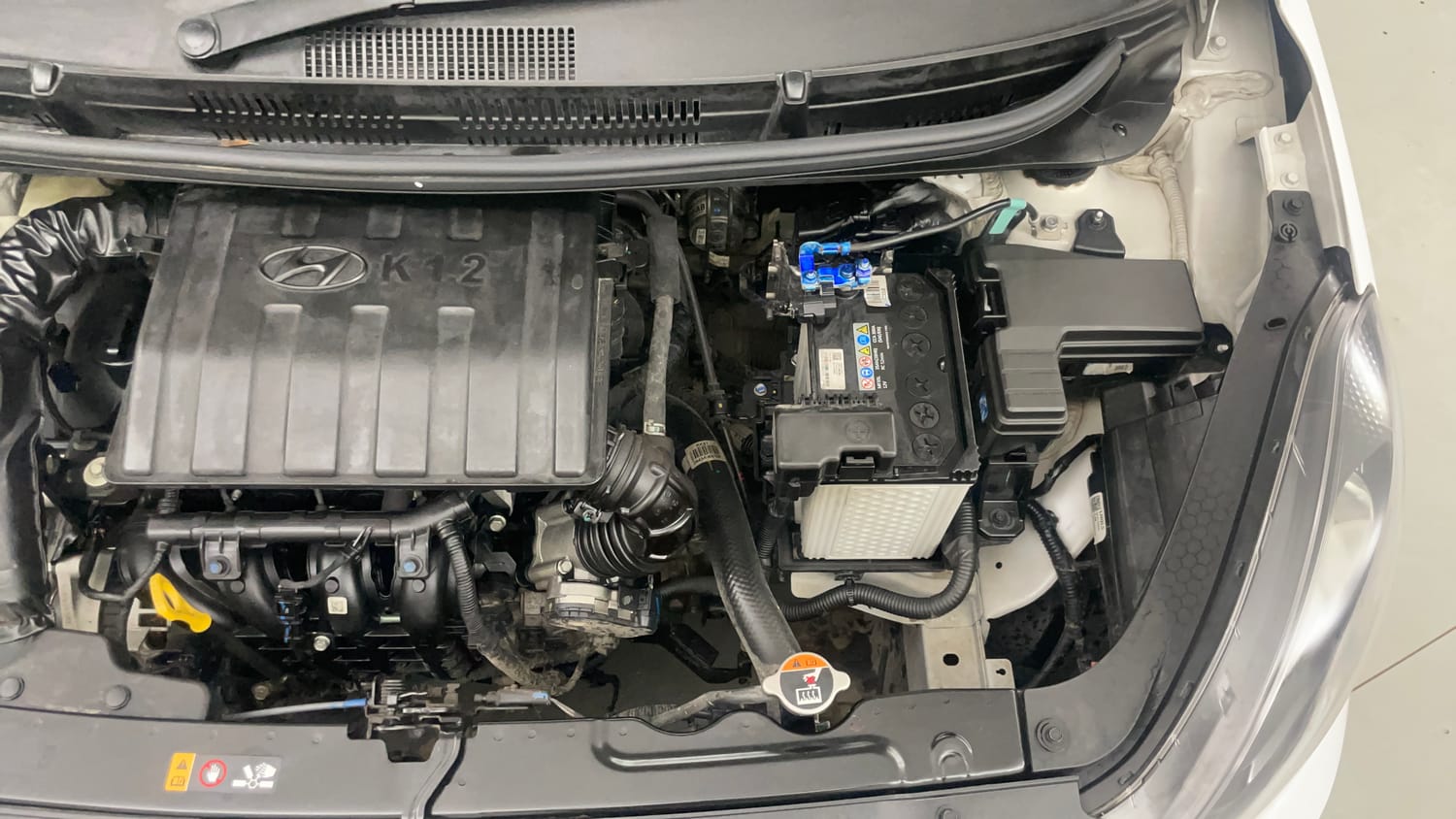 Used 2026 Hyundai Grand i10 Nios Magna 1.2 Kappa Petrol Manual engine ENGINE LEFT SIDE VIEW