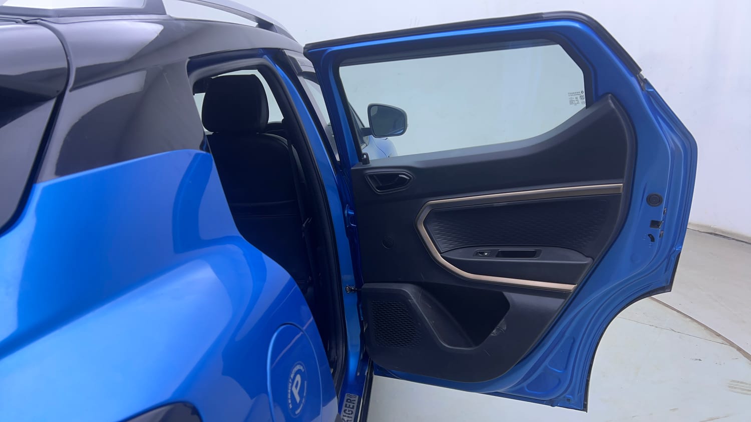 Used 2021 Renault Kiger RXT AMT Dual Tone Petrol Automatic interior RIGHT REAR DOOR OPEN VIEW