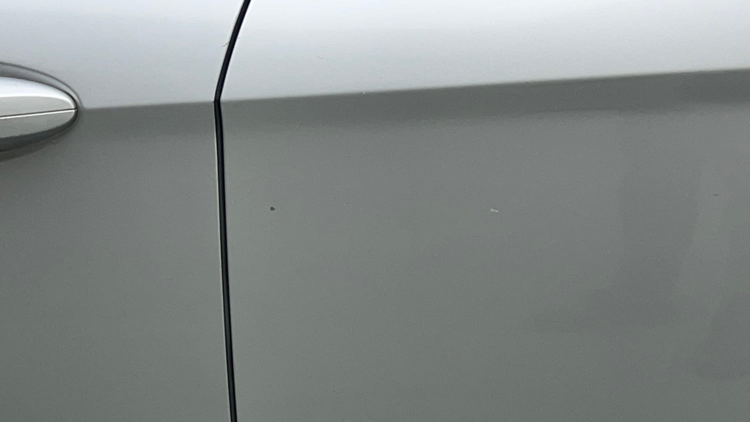 Used 2016 Ford EcoSport Titanium 1.5L Ti-VCT AT Petrol Automatic dents MINOR SCRATCH