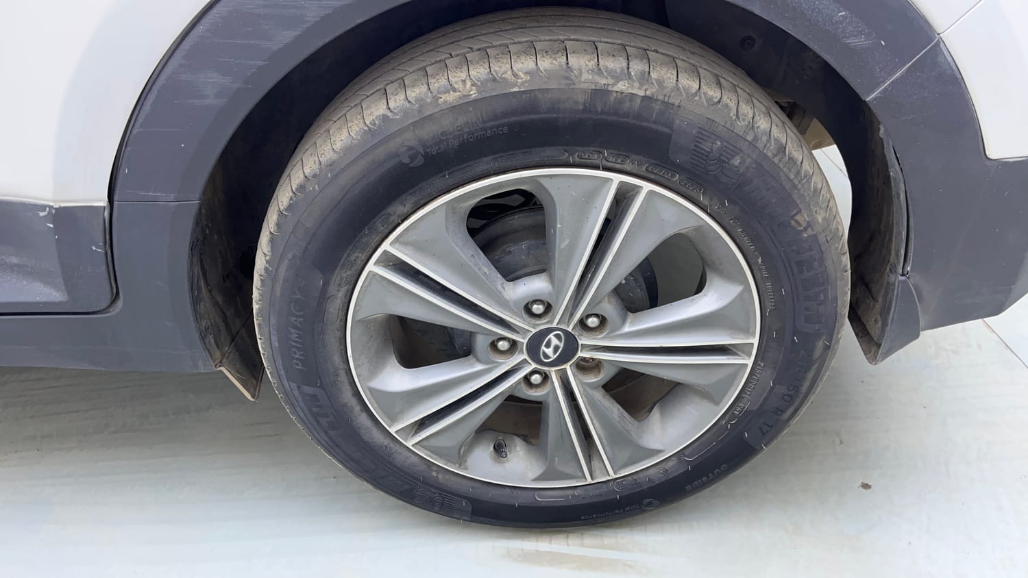 Used 2018 Hyundai Creta SX 1.6 CRDI (O) Diesel Manual tyres LEFT REAR TYRE RIM VIEW