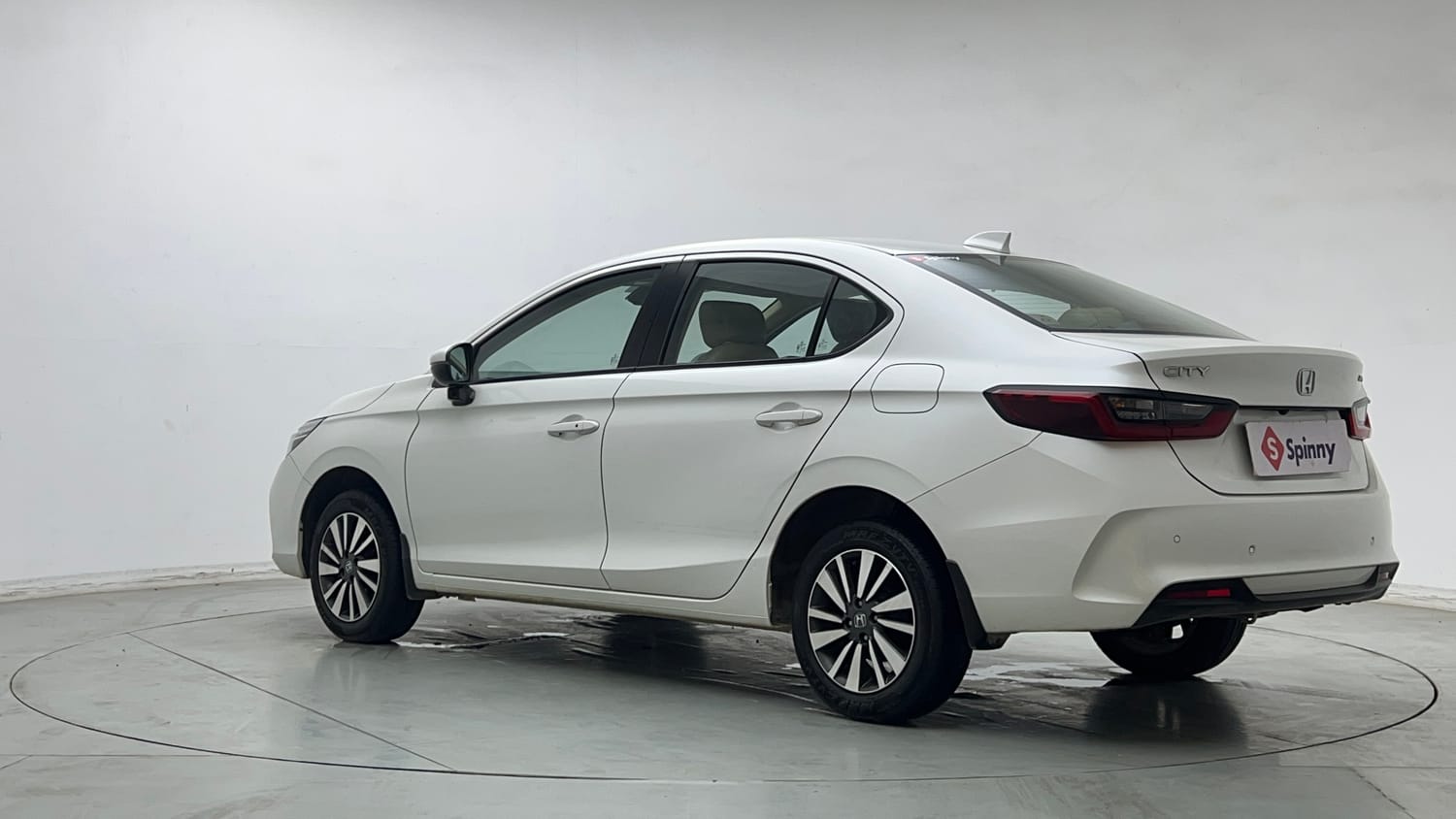 Used 2024 Honda City VX Petrol MT Petrol Manual exterior LEFT REAR CORNER VIEW