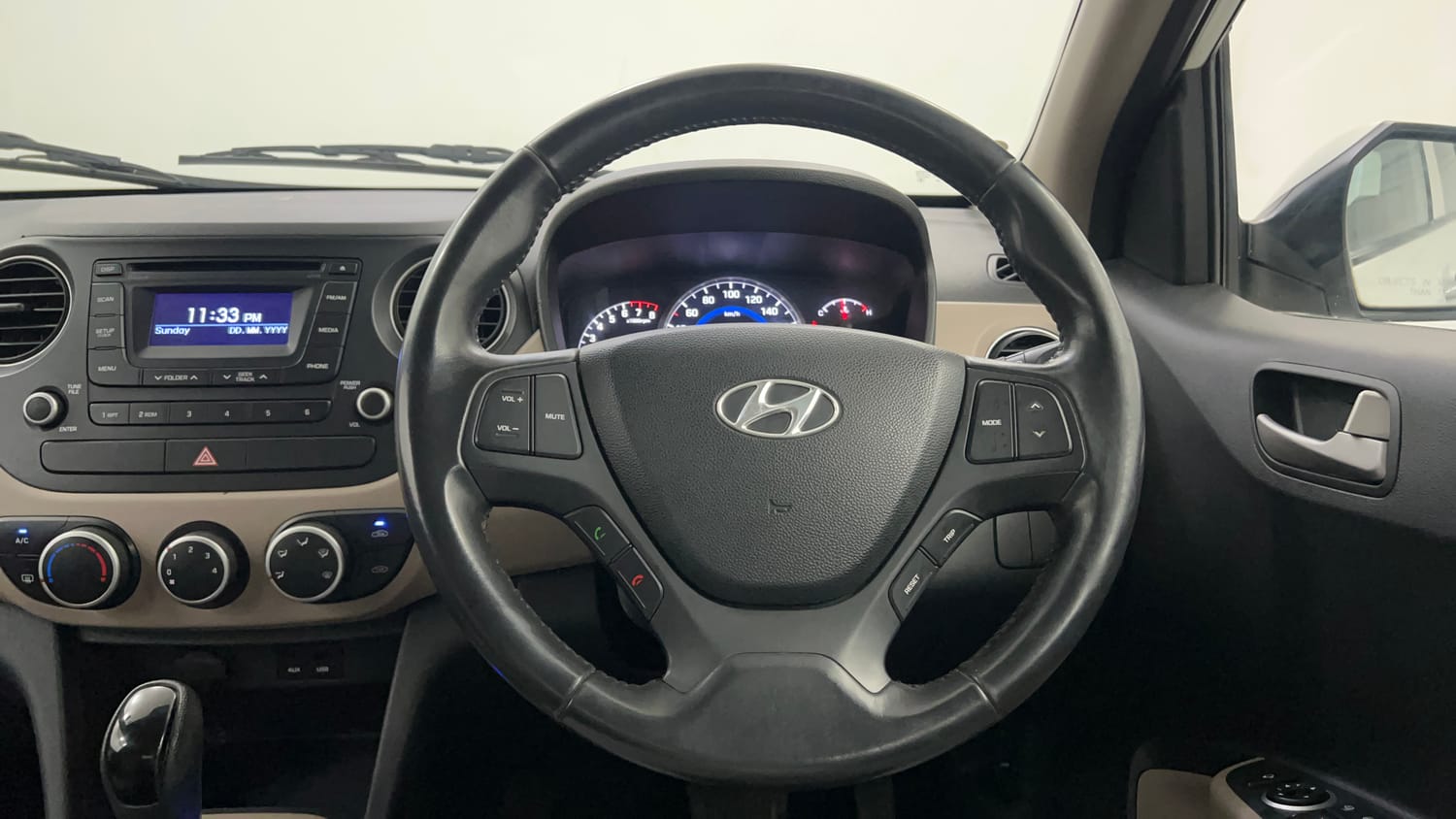 Used 2014 Hyundai Grand i10 Asta AT 1.2 Kappa VTVT Petrol Automatic interior STEERING VIEW