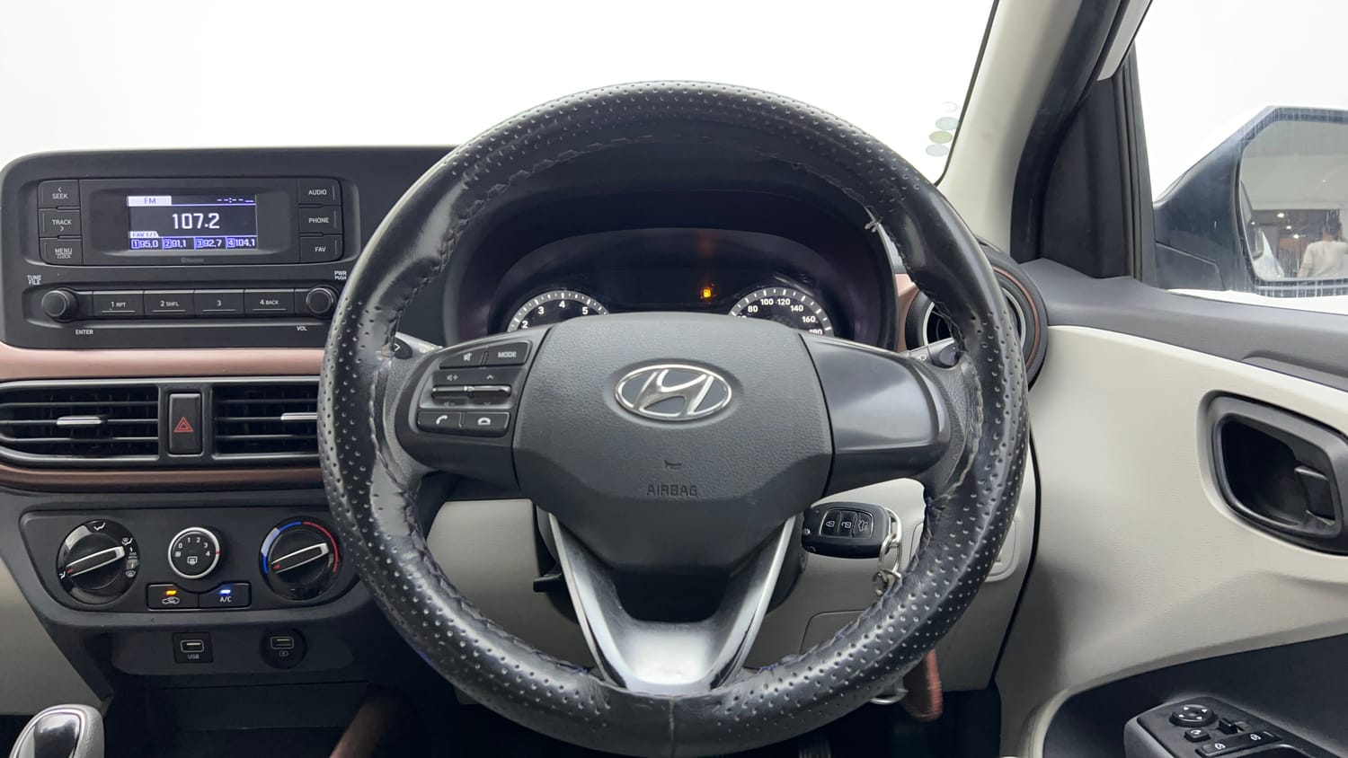 Used 2021 Hyundai Aura S 1.2 AMT Petrol Petrol Automatic interior STEERING VIEW