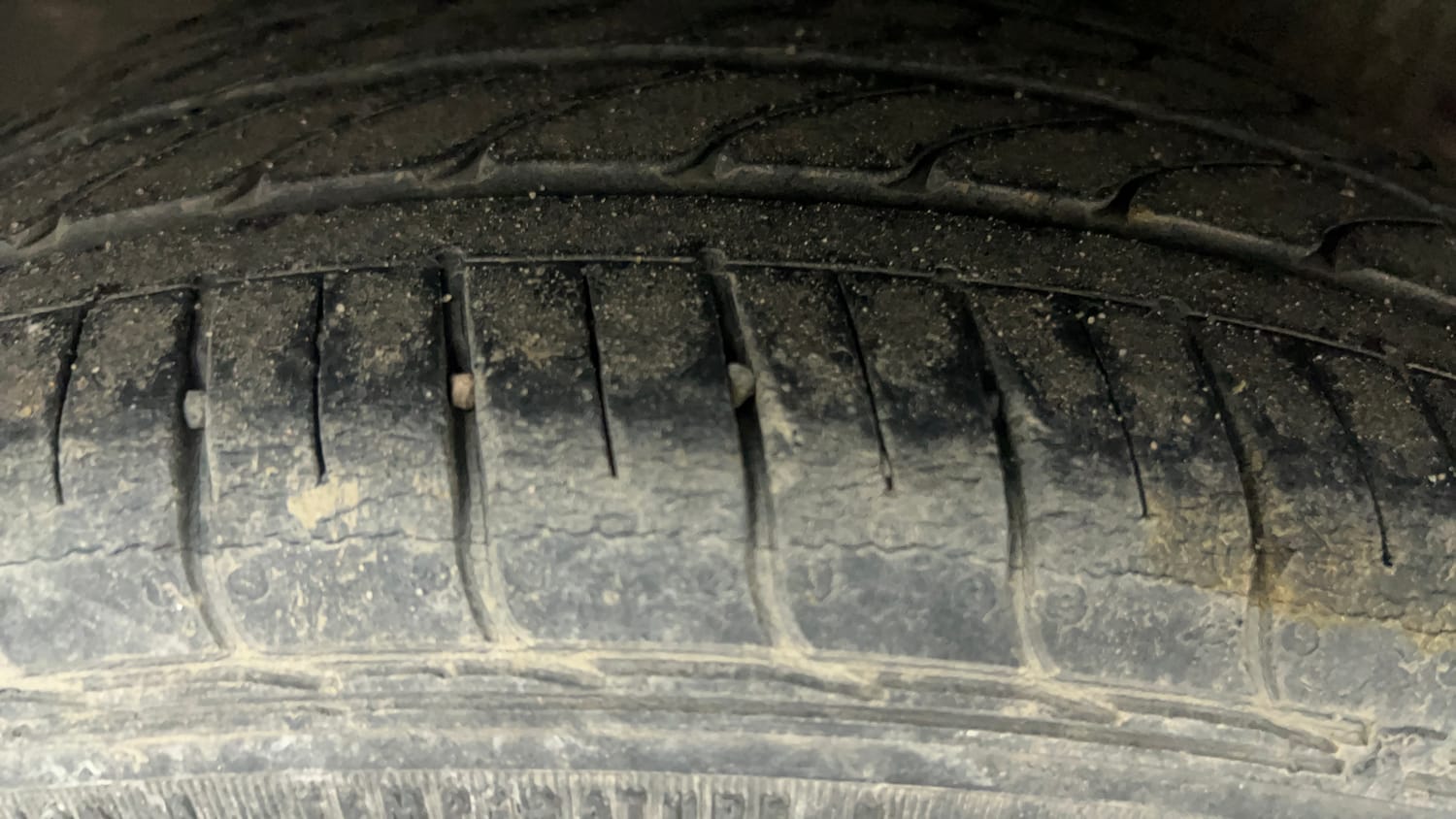 Used 2020 Tata Tiago Revotron XZ Plus Petrol Manual tyres RIGHT REAR TYRE TREAD VIEW