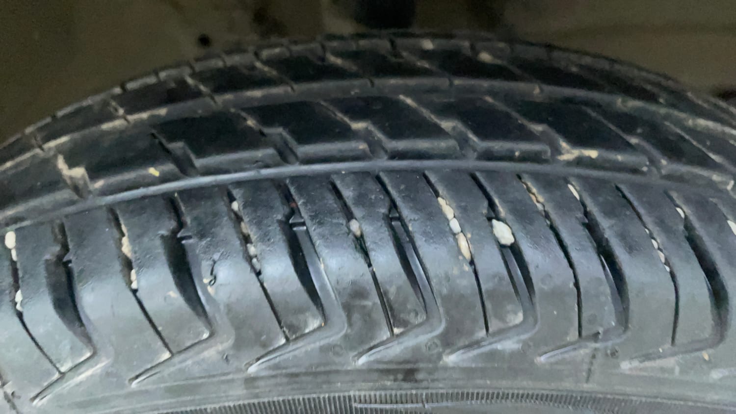 Used 2024 Maruti Suzuki Alto K10 VXi Plus (O) AGS Petrol Automatic tyres RIGHT FRONT TYRE TREAD VIEW
