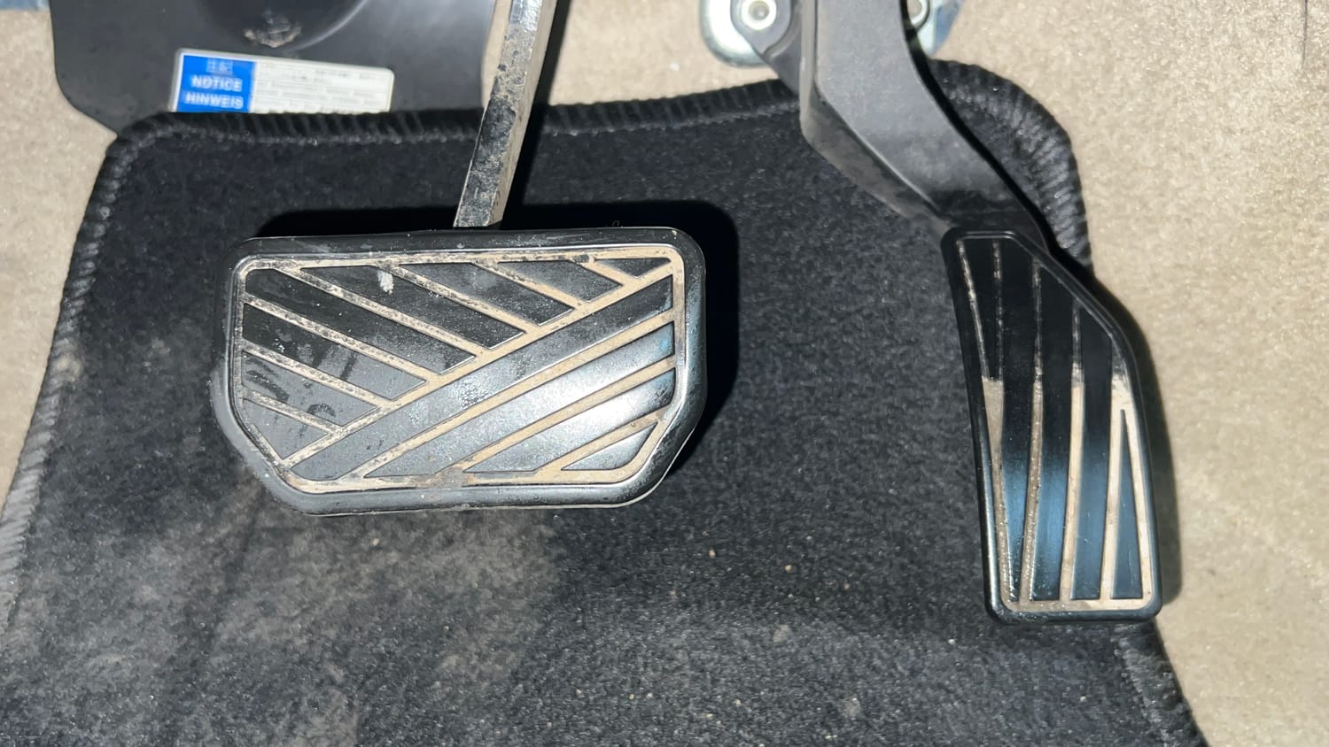 Used 2018 Maruti Suzuki Ciaz Alpha Hybrid 1.5 AT Petrol Automatic interior PEDALS VIEW
