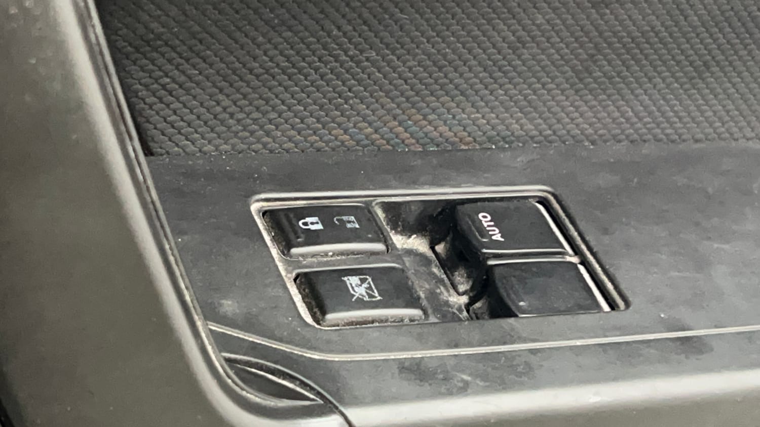 Used 2019 Maruti Suzuki Vitara Brezza [2016-2020] LDi Diesel Manual top_features Power windows