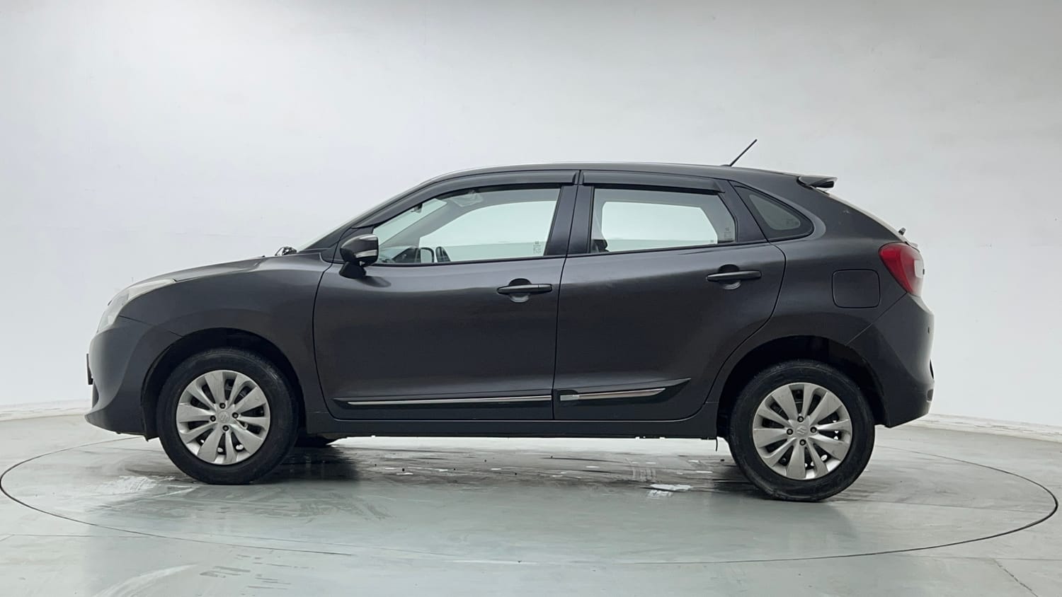 Used 2018 Maruti Suzuki Baleno Delta 1.2 Petrol Manual exterior LEFT SIDE VIEW
