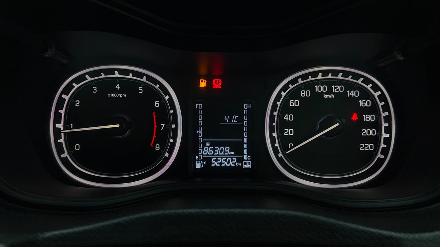 Used 2021 maruti-suzuki Vitara Brezza ZXi Petrol Manual interior CLUSTERMETER VIEW