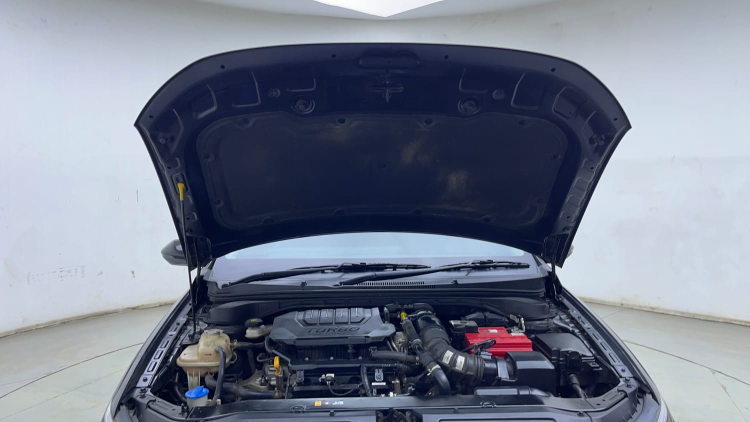 Used 2024 Hyundai Verna SX (O) 1.5 Turbo Petrol DCT Petrol Automatic engine ENGINE & BONNET OPEN FRONT VIEW