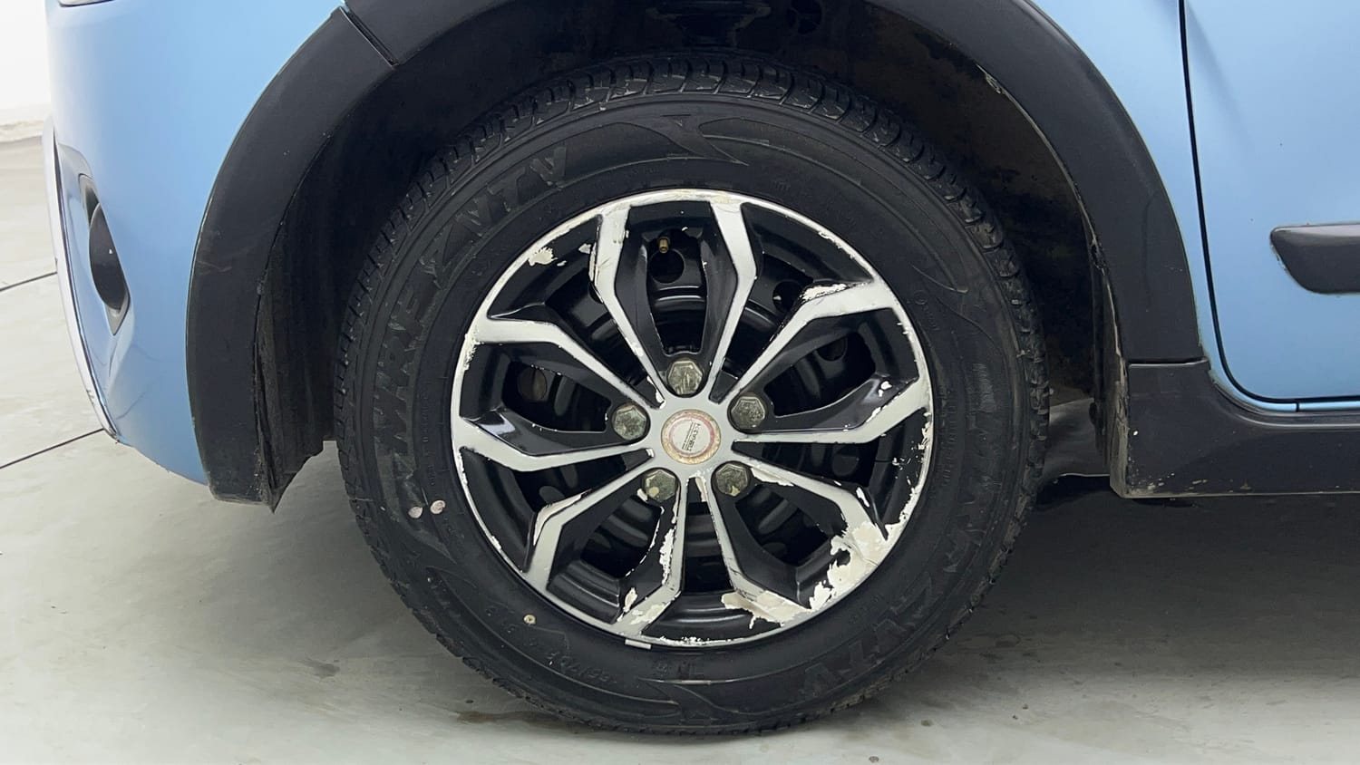 Used 2019 Maruti Suzuki Wagon R ZXi 1.2 AMT Petrol Automatic tyres LEFT FRONT TYRE RIM VIEW