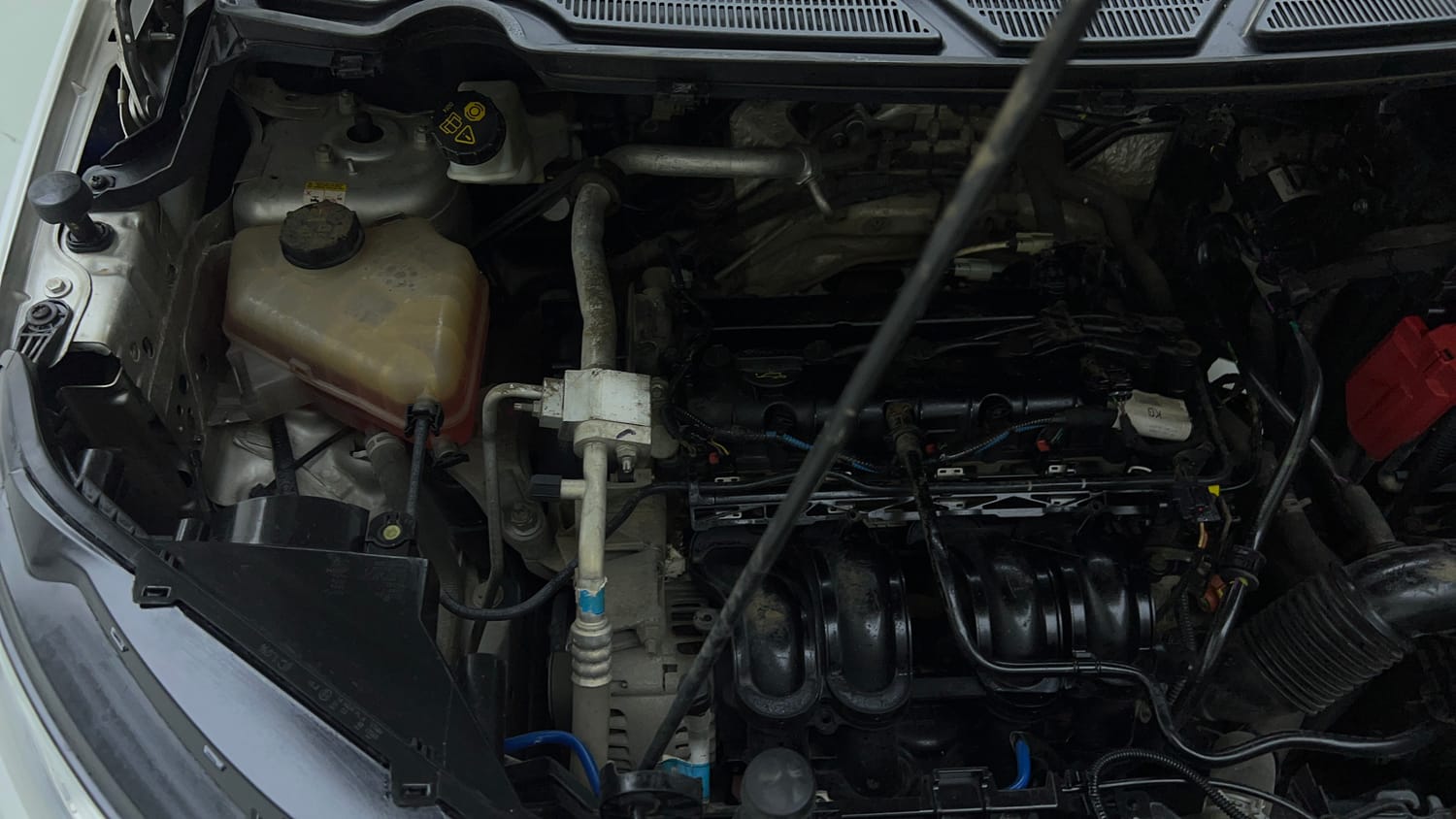 Used 2016 Ford EcoSport Titanium 1.5L Ti-VCT AT Petrol Automatic engine ENGINE RIGHT SIDE VIEW