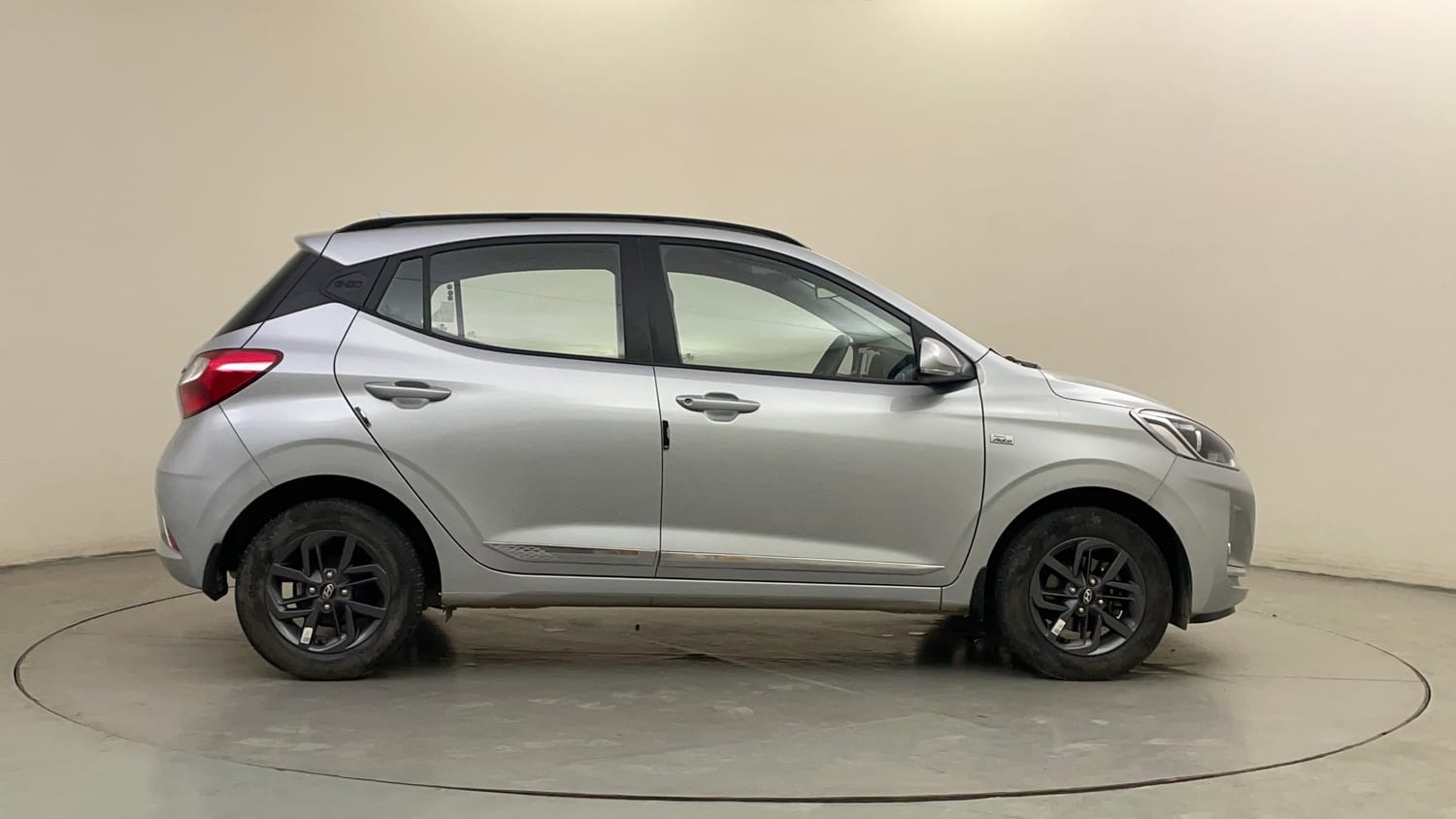 Used 2022 Hyundai Grand i10 Nios Sportz AMT 1.2 Kappa VTVT Petrol Automatic exterior RIGHT SIDE VIEW