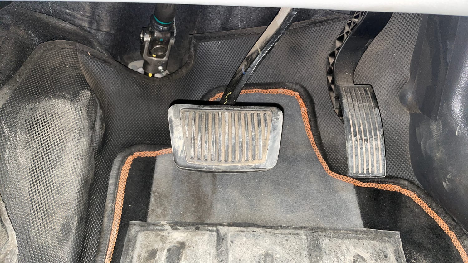 Used 2022 Hyundai Grand i10 Nios Sportz AMT 1.2 Kappa VTVT Petrol Automatic interior PEDALS VIEW
