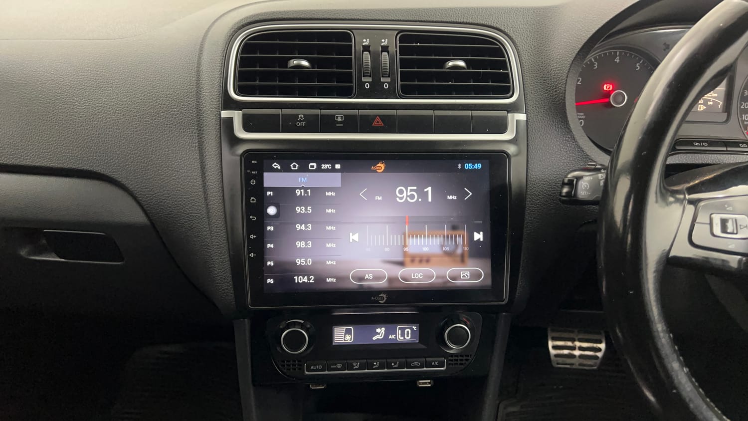 Used 2016 Volkswagen Polo GT TSI Petrol Automatic interior MUSIC SYSTEM & AC CONTROL VIEW