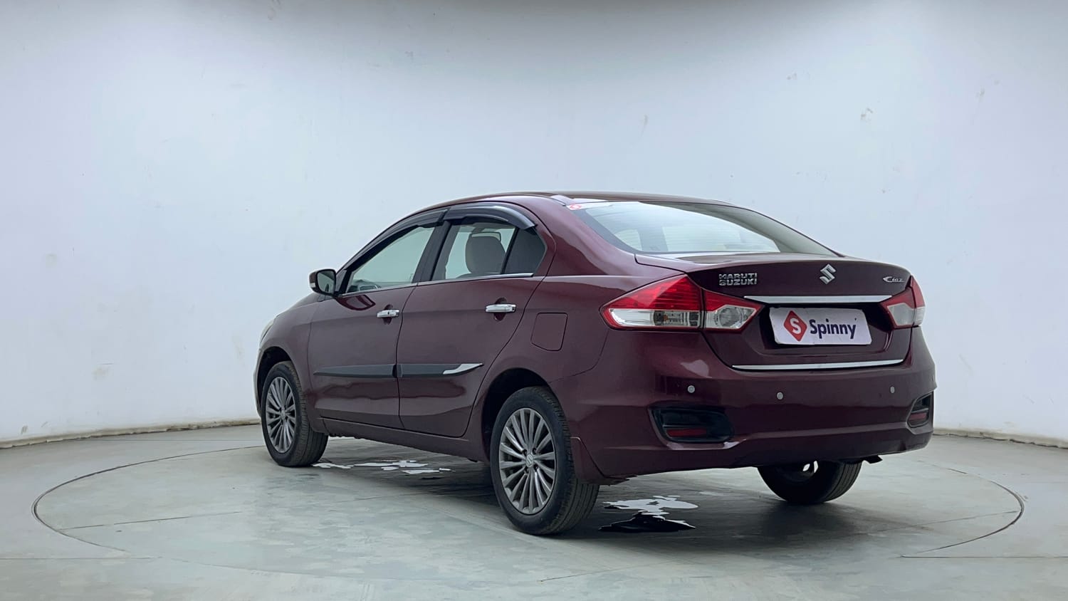 Used 2017 Maruti Suzuki Ciaz Alpha 1.4 AT Petrol Automatic exterior LEFT REAR CORNER VIEW