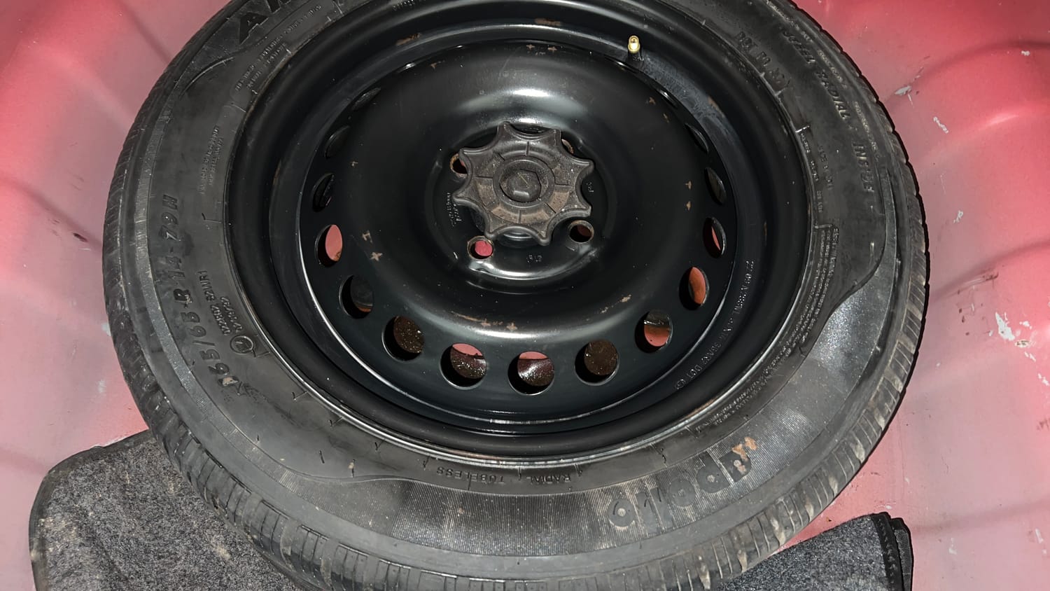 Used 2019 Hyundai Xcent S Petrol Manual tyres SPARE TYRE VIEW