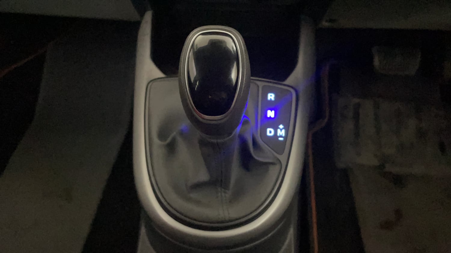 Used 2022 Hyundai Grand i10 Nios Sportz AMT 1.2 Kappa VTVT Petrol Automatic interior GEAR  KNOB VIEW
