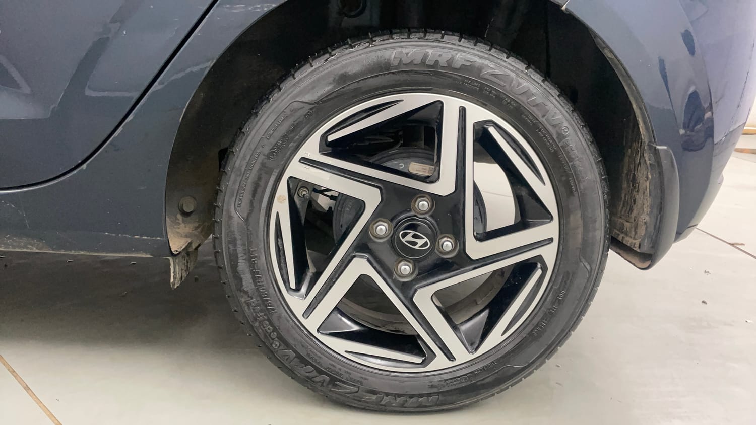 Used 2024 Hyundai Grand i10 Nios Asta 1.2 Kappa AMT Petrol Automatic tyres LEFT REAR TYRE RIM VIEW