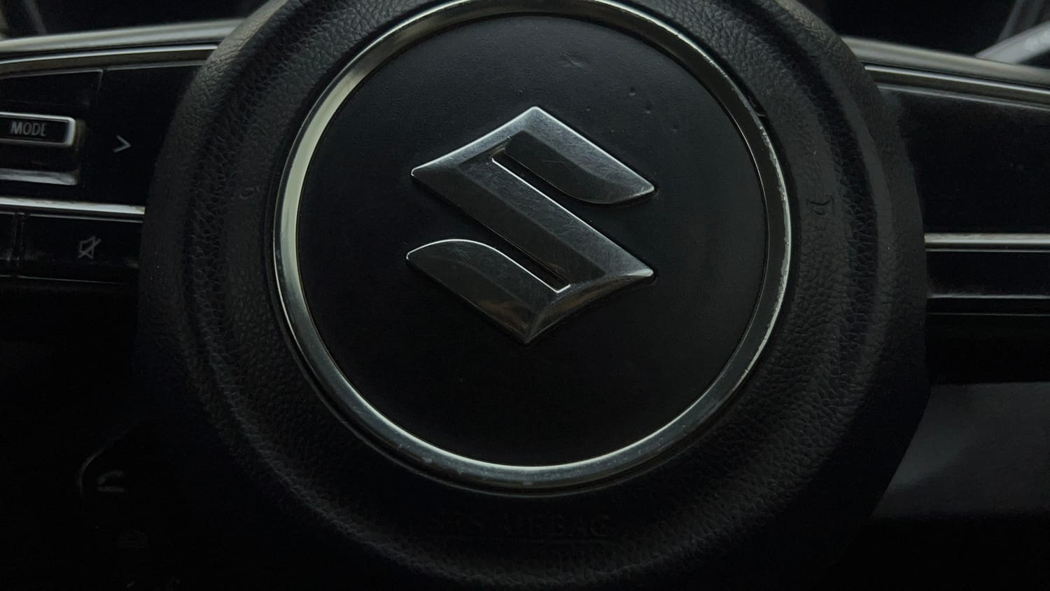 Used 2022 Maruti Suzuki Brezza VXi Petrol Manual top_features Airbags