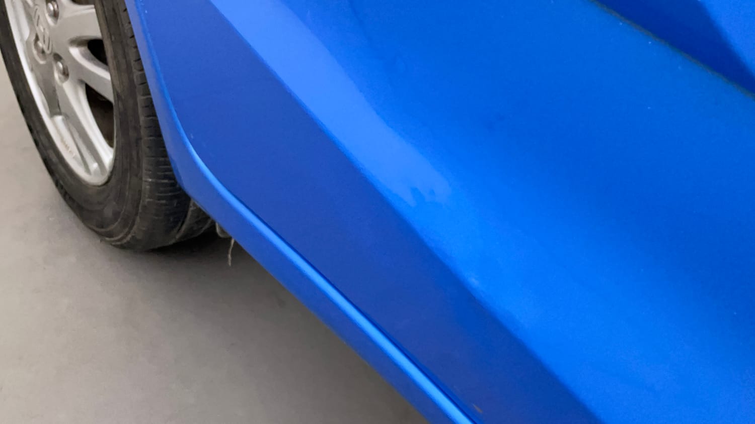 Used 2013 Honda Brio VX MT Petrol Manual dents MINOR SCRATCH