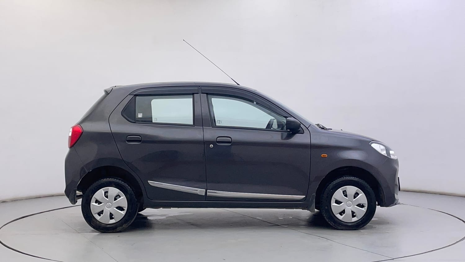 Used 2024 Maruti Suzuki Alto K10 VXi Plus (O) AGS Petrol Automatic exterior RIGHT SIDE VIEW