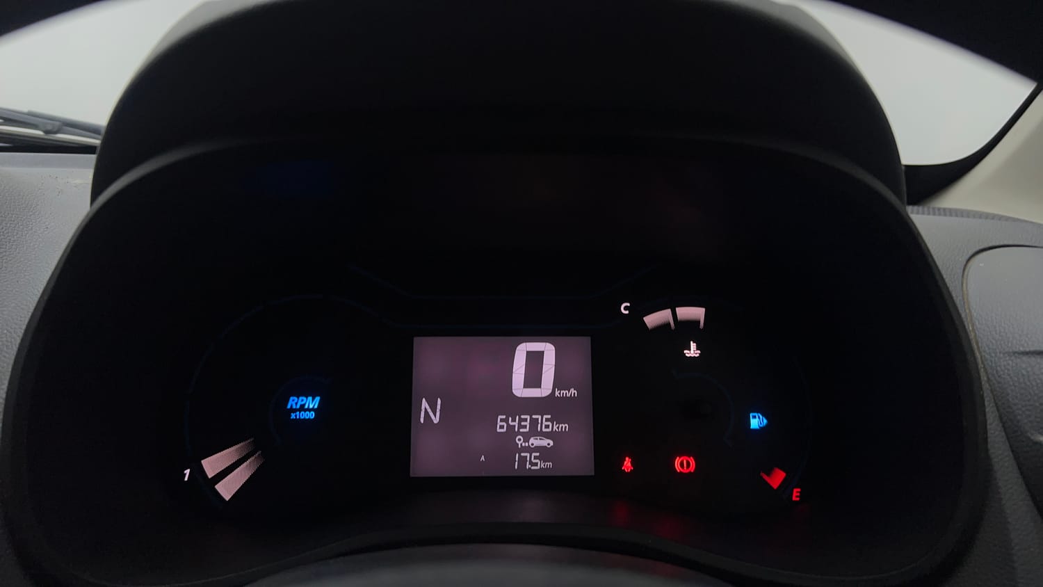 Used 2021 Renault Kwid RXT 1.0 AMT (O) Petrol Automatic interior CLUSTERMETER VIEW