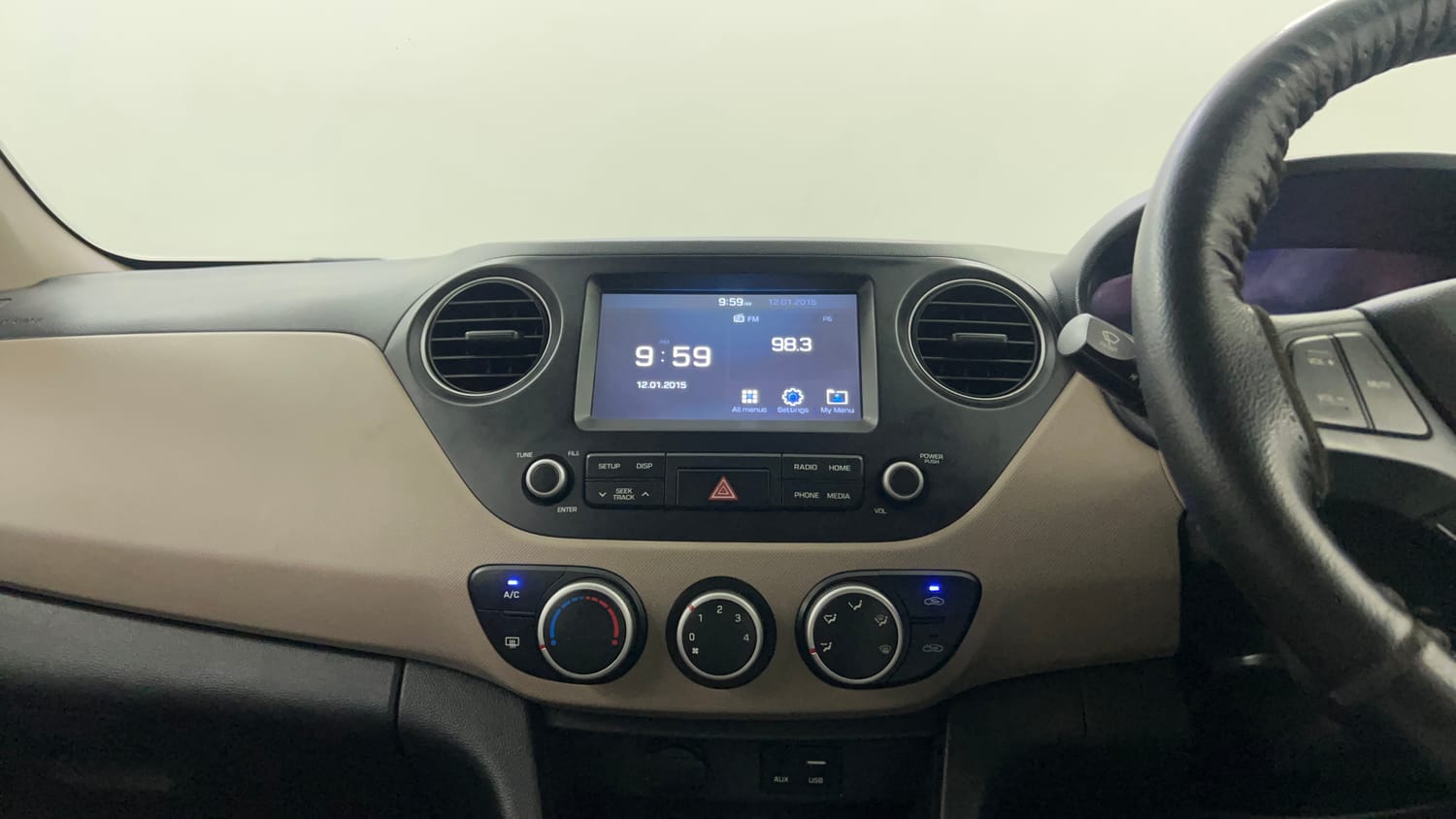 Used 2017 Hyundai Grand i10 Sportz (O) 1.2 Kappa VTVT Petrol Manual interior MUSIC SYSTEM & AC CONTROL VIEW