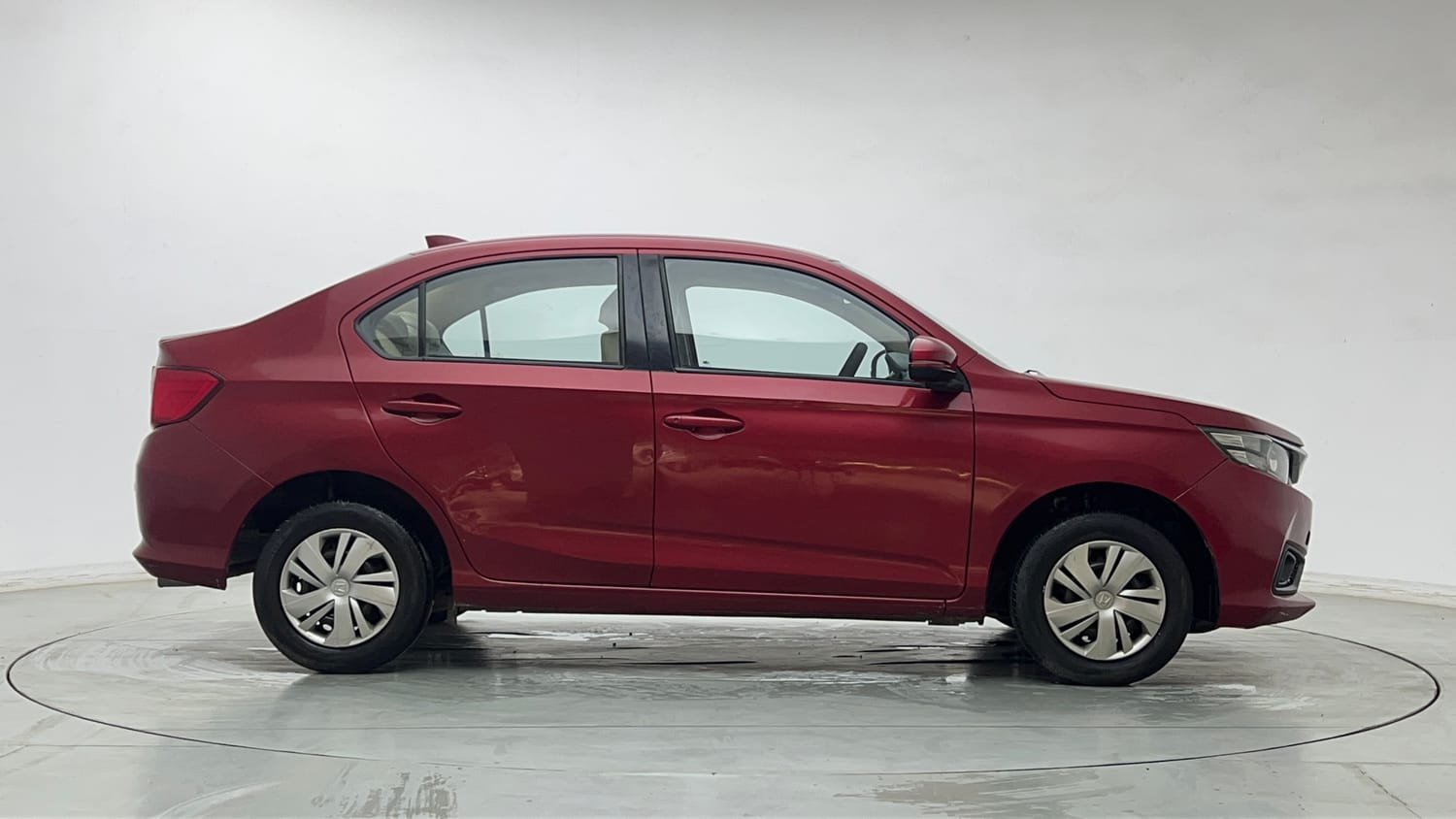 Used 2019 Honda Amaze 1.2 S MT Petrol Petrol Manual exterior RIGHT SIDE VIEW
