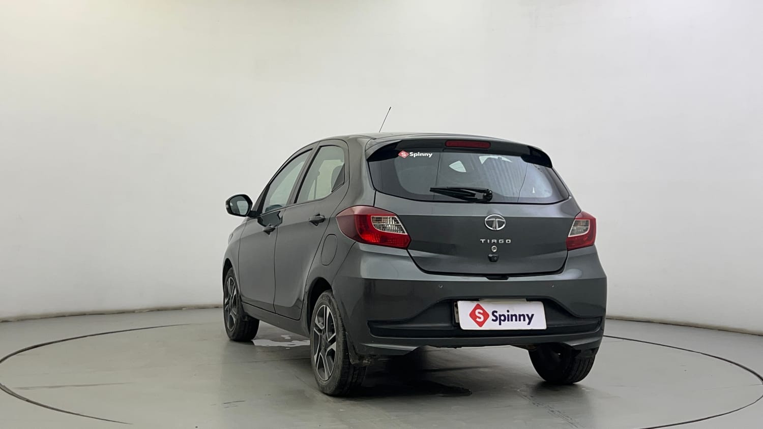 Used 2020 Tata Tiago Revotron XZ Plus Petrol Manual exterior RIGHT REAR CORNER VIEW