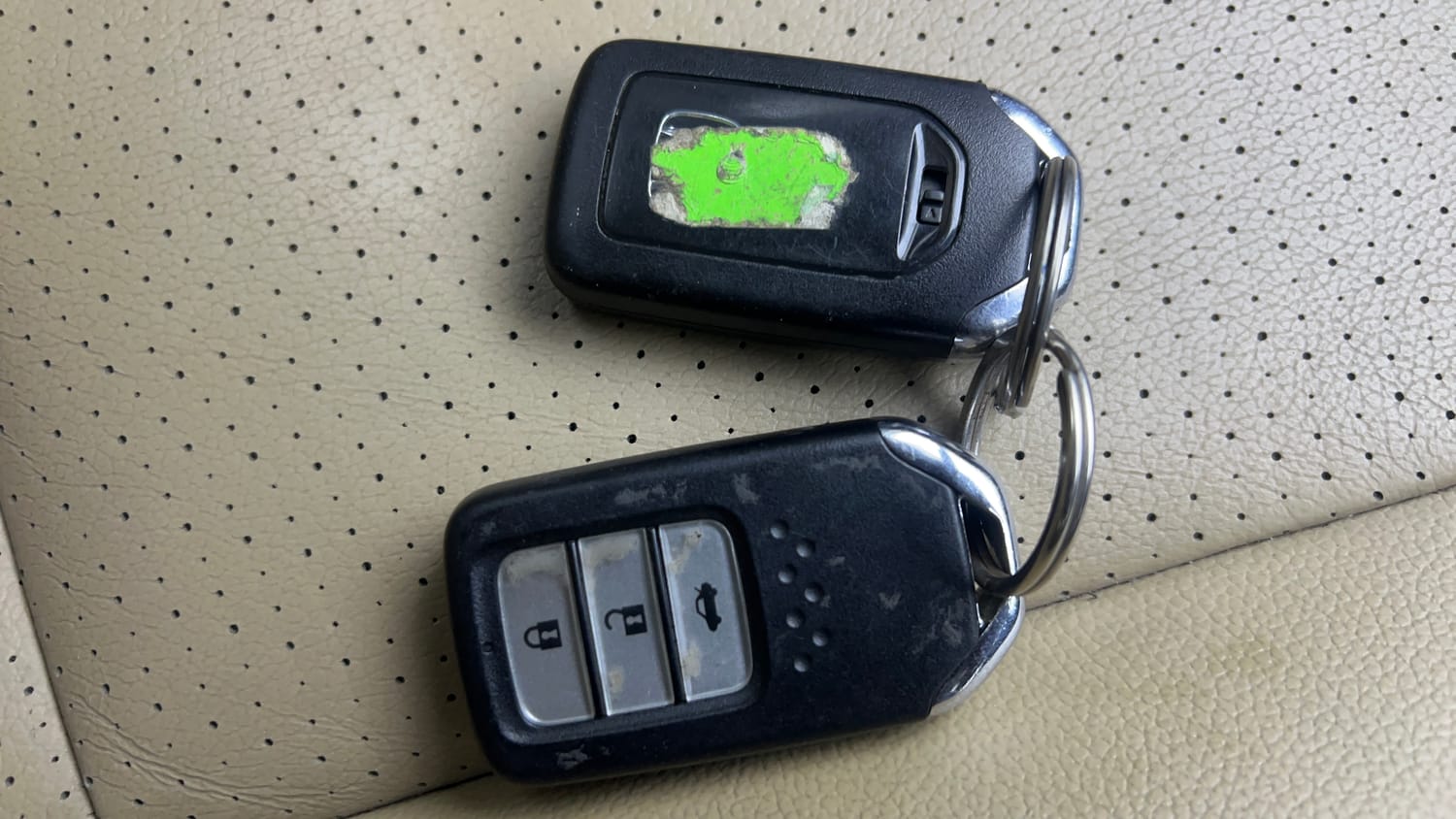 Used 2016 Honda City VX Petrol Manual extra CAR KEY VIEW