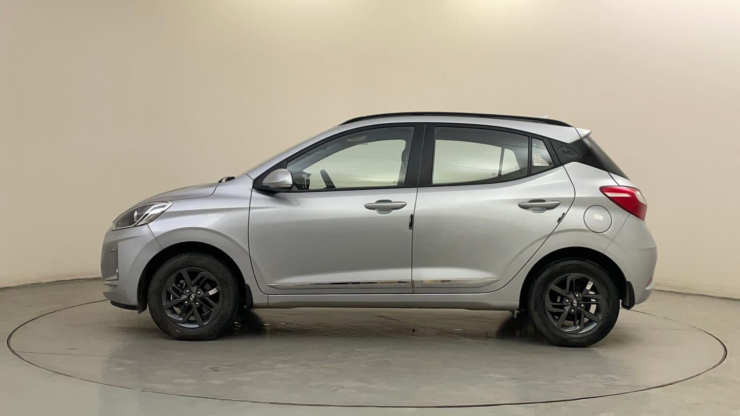 Used 2022 Hyundai Grand i10 Nios Sportz AMT 1.2 Kappa VTVT Petrol Automatic exterior LEFT SIDE VIEW