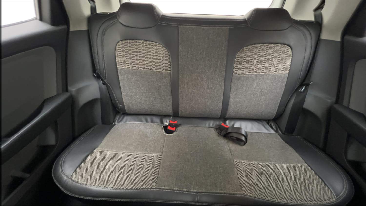 Used 2020 Tata Altroz XT Petrol Petrol Manual interior REAR SEAT CONDITION VIEW