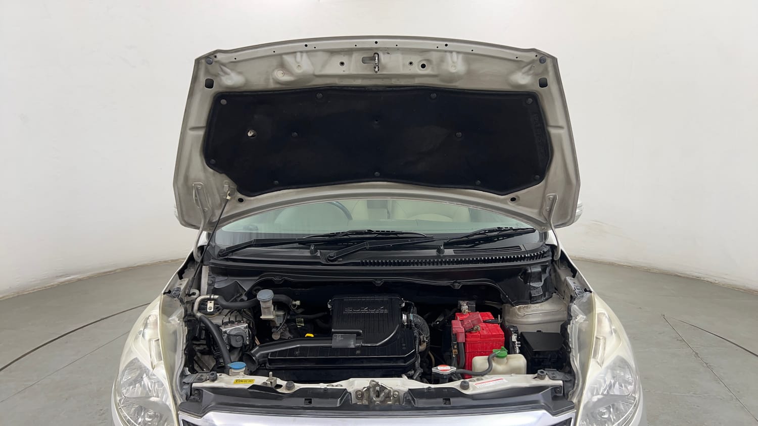 Used 2018 Maruti Suzuki Ertiga ZXI+ Petrol Manual engine ENGINE & BONNET OPEN FRONT VIEW