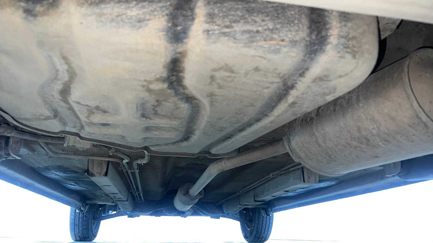 Used 2016 Maruti Suzuki Wagon R LXI CNG Cng Manual extra REAR UNDERBODY VIEW (TAKEN FROM REAR)