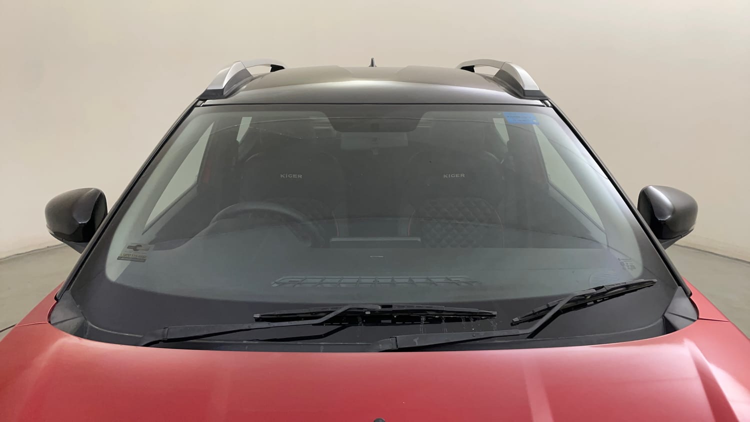 Used 2023 Renault Kiger RXT MT Petrol Manual exterior FRONT WINDSHIELD VIEW