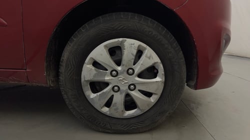 Used 2012 Hyundai i10 Sportz 1.2 AT Kappa2 Petrol Automatic tyres RIGHT FRONT TYRE RIM VIEW