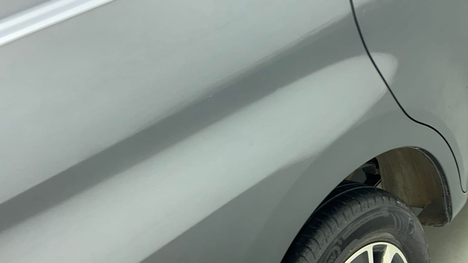 Used 2022 Toyota Innova Crysta GX 2.7 AT 7 STR Petrol Automatic dents MINOR DENT