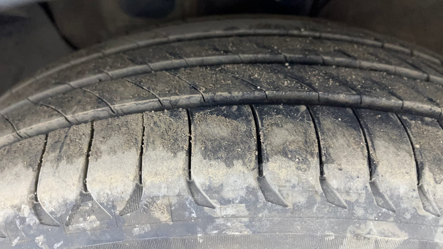 Used 2018 Hyundai Creta SX 1.6 CRDI (O) Diesel Manual tyres LEFT FRONT TYRE TREAD VIEW