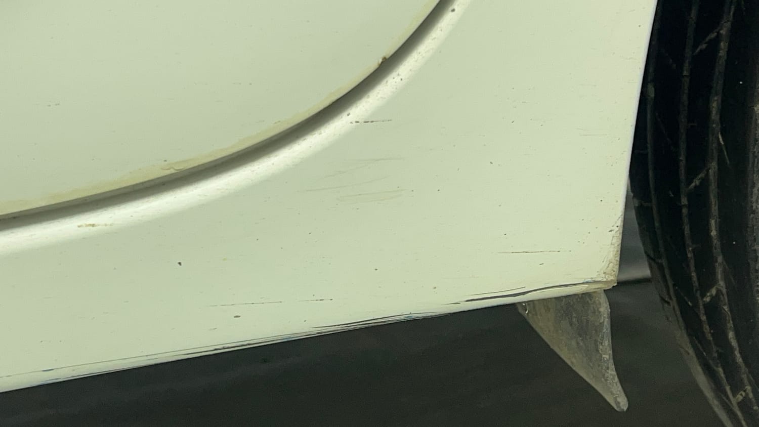 Used 2021 Maruti Suzuki Baleno Delta Petrol Manual dents MINOR SCRATCH